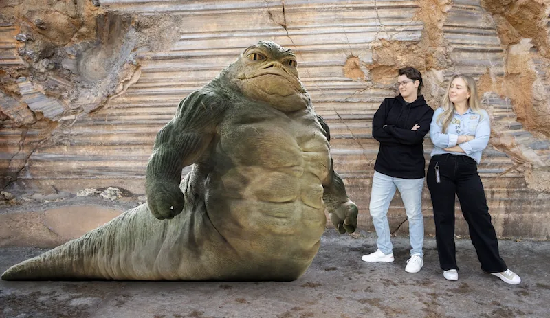 Magic Shot exclusivo de Disney PhotoPass con The Mandalorian y Grogu en Star Wars Galaxy's Edge.